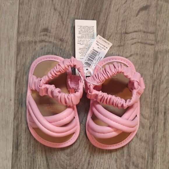 Old Navy New With Tag Size 0-3 Months Cross-Strap Puffy Pink Sandals For Baby‎ - Picture 4 of 10